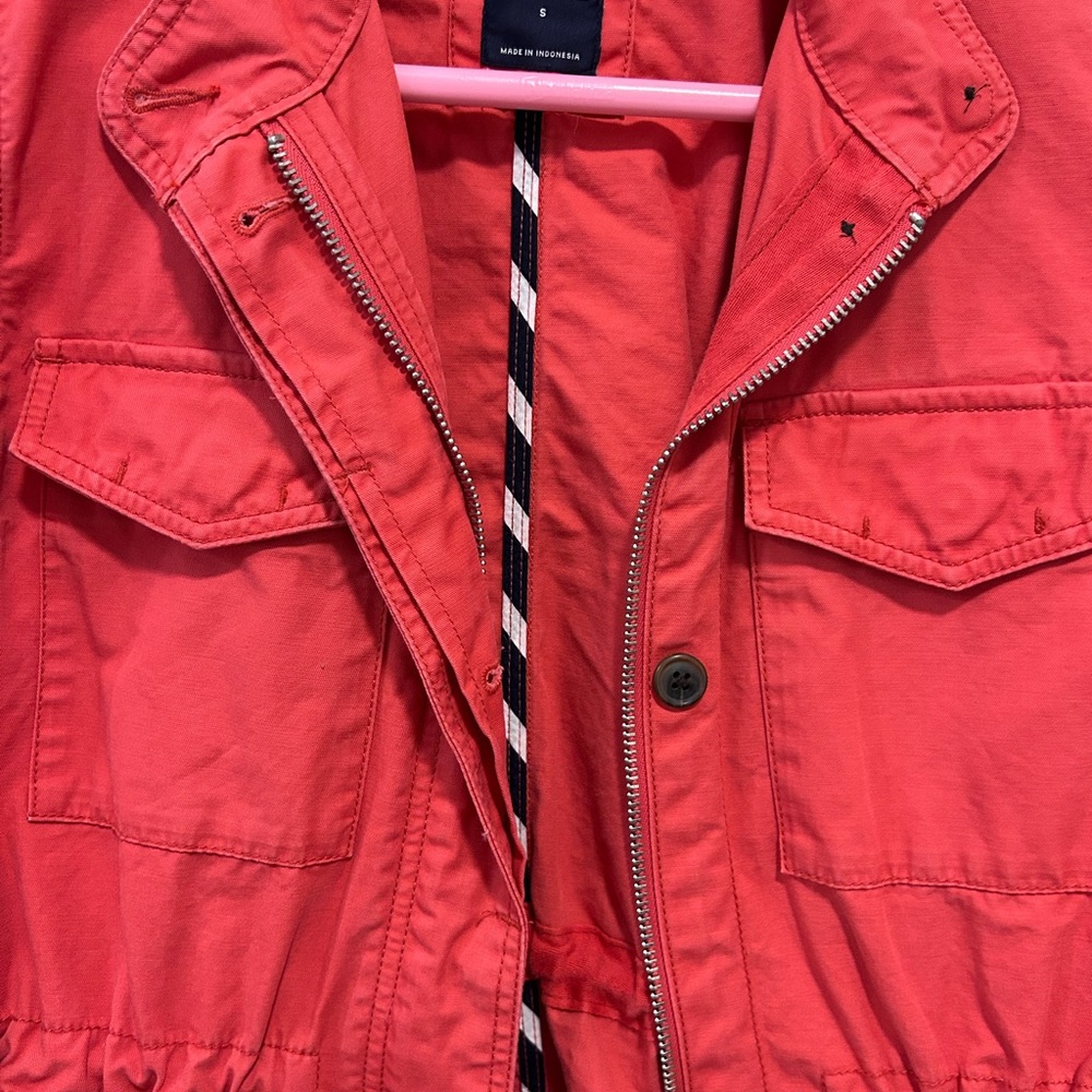 GAP Vibrant Red Jacket - Picture 3 of 9